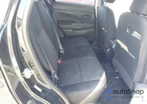 2011 Mitsubishi Outlander Sport Es z USA, uszkodzony, nr VIN JA4AP3AU9BZ018654